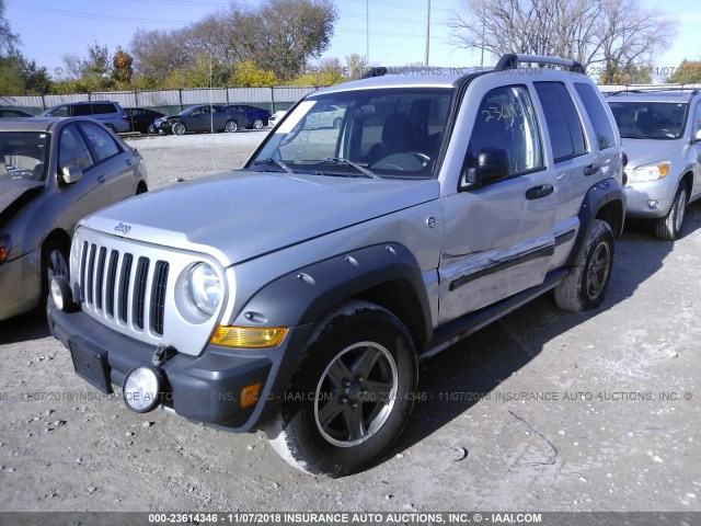 1J4GL38KX5W717744 - 2005 JEEP LIBERTY RENEGADE SILVER photo 6