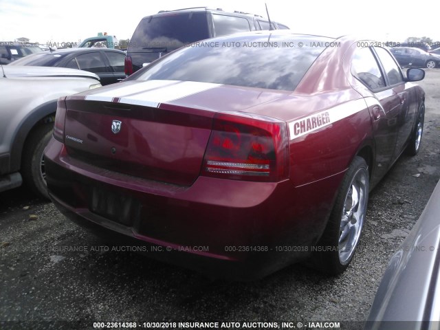 2B3KA43RX8H101126 - 2008 DODGE CHARGER RED photo 4