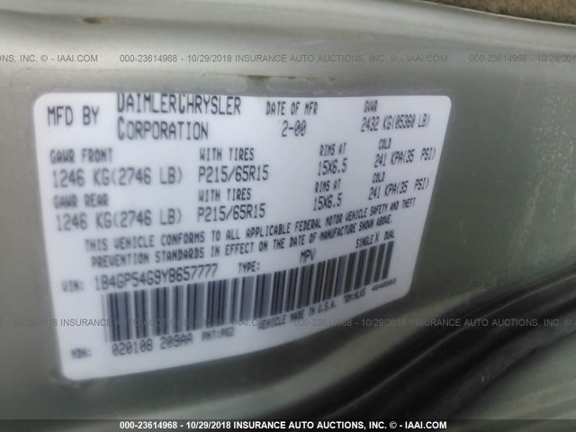 1B4GP54G9YB657777 - 2000 DODGE GRAND CARAVAN LE GRAY photo 9