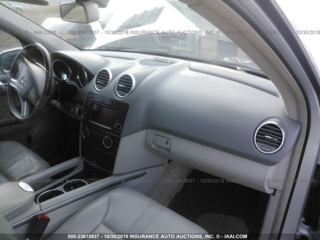 4JGBB25E69A491342 - 2009 MERCEDES-BENZ ML SILVER photo 5