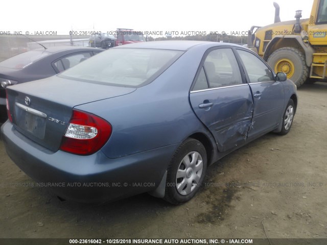 4T1BE32K73U787578 - 2003 TOYOTA CAMRY LE/XLE/SE BLUE photo 4