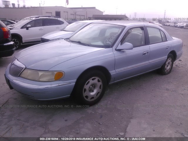 1LNFM97V1WY714231 - 1998 LINCOLN CONTINENTAL  Niebieski zdjęcie 2
