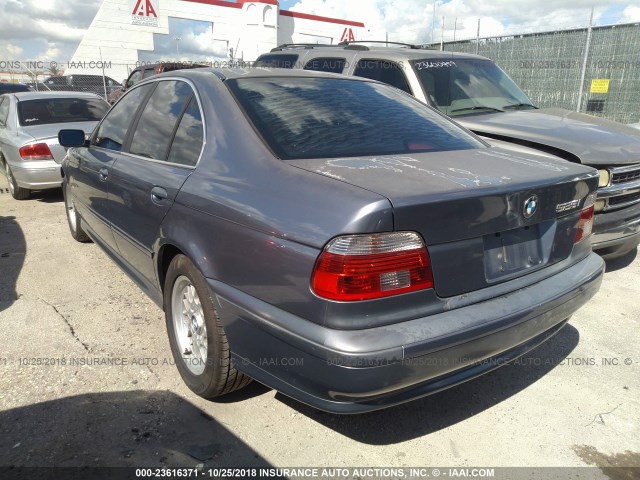WBADT43462GZ97477 - 2002 BMW 525 I AUTOMATIC PURPLE photo 3