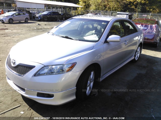 4T1BE46K29U889458 - 2009 TOYOTA CAMRY SE/LE/XLE SILVER photo 2