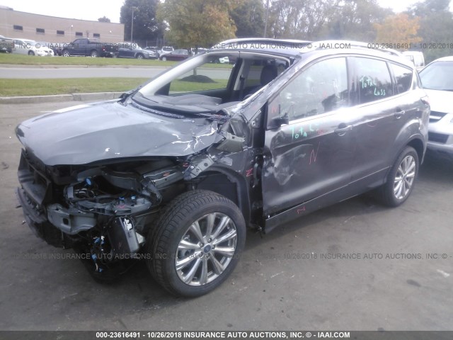 1FMCU9J97JUB94423 - 2018 FORD ESCAPE TITANIUM GRAY photo 2