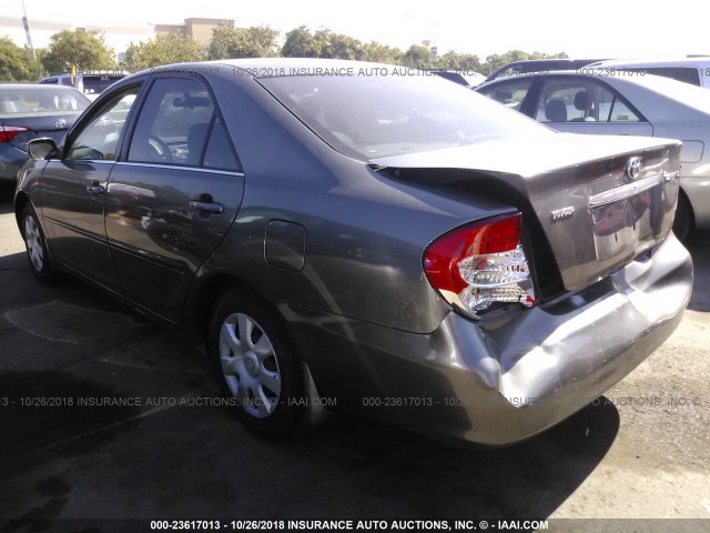 JTDBE32K830230450 - 2003 TOYOTA CAMRY LE/XLE Сұр фото 3