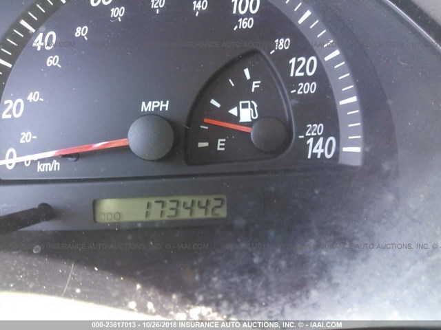 JTDBE32K830230450 - 2003 TOYOTA CAMRY LE/XLE Сұр фото 7