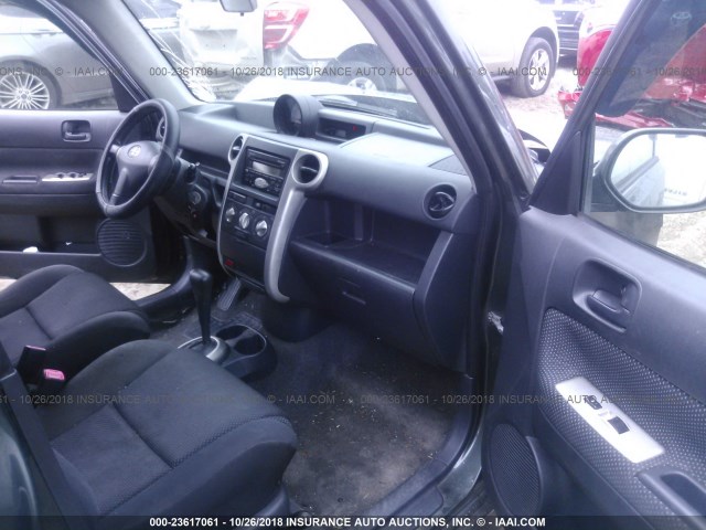 JTLKT324440164329 - 2004 TOYOTA SCION XB Сұр фото 5