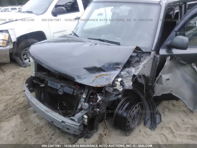 JTLKT324440164329 - 2004 TOYOTA SCION XB Сұр фото 6