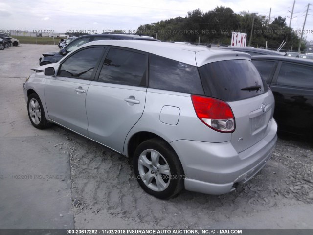 2T1KR32E34C204294 - 2004 TOYOTA COROLLA MATRIX XR SILVER photo 3
