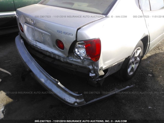 JT8BD69S310122596 - 2001 LEXUS GS 300 SILVER photo 6