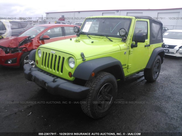 1C4AJWAG7DL543088 - 2013 JEEP WRANGLER SPORT GREEN photo 2