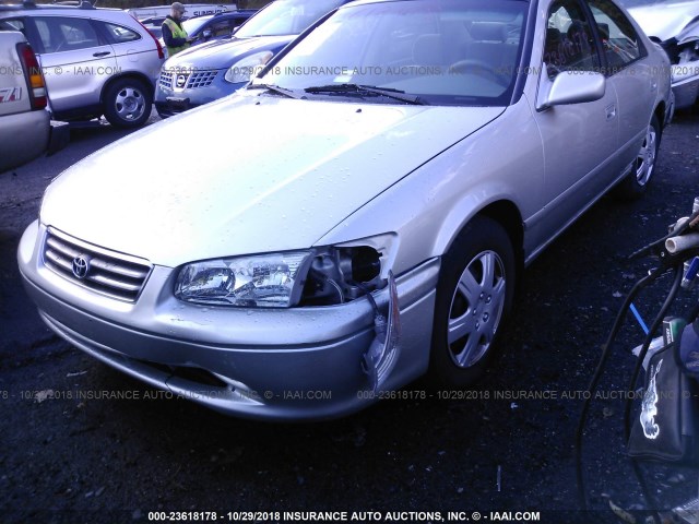 4T1BG22K7YU674533 - 2000 TOYOTA CAMRY CE/LE/XLE 银色 照片 6
