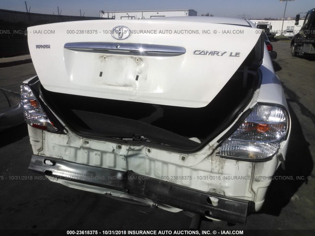 4T1BE32K14U277244 - 2004 TOYOTA CAMRY LE/XLE/SE WHITE photo 6