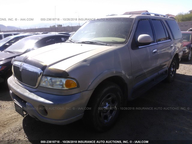 5LMPU28A4XLJ33552 - 1999 LINCOLN NAVIGATOR 棕色 照片 2