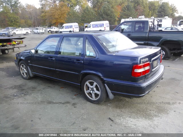 YV1LT56D2X2577066 - 1999 VOLVO S70 BLUE photo 3