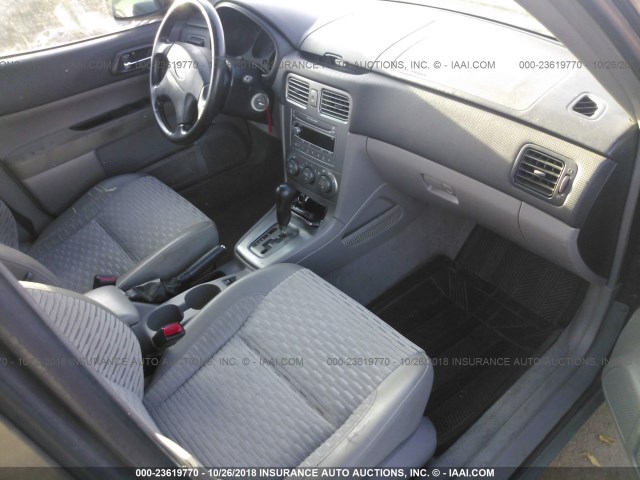 JF1SG65634H701035 - 2004 SUBARU FORESTER 2.5XS შავი ფოტო 5