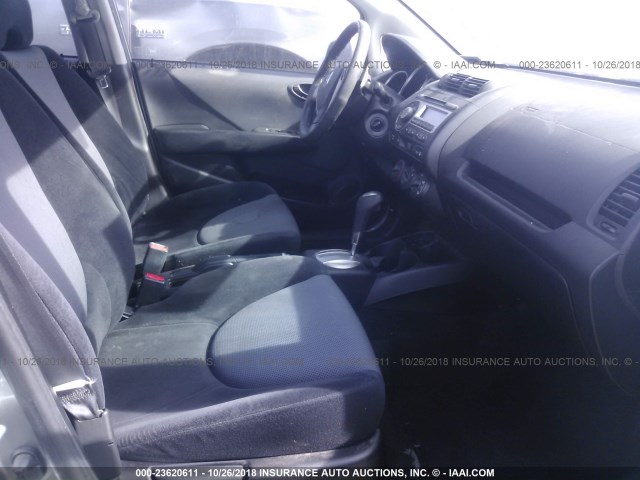 JHMGD38657S040343 - 2007 HONDA FIT S 银色 照片 5