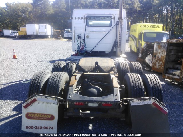 4V4NC9EHXCN548406 - 2012 VOLVO VN L WHITE photo 8