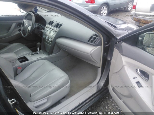 4T1BE46K48U766646 - 2008 TOYOTA CAMRY CE/LE/XLE/SE GRAY photo 5