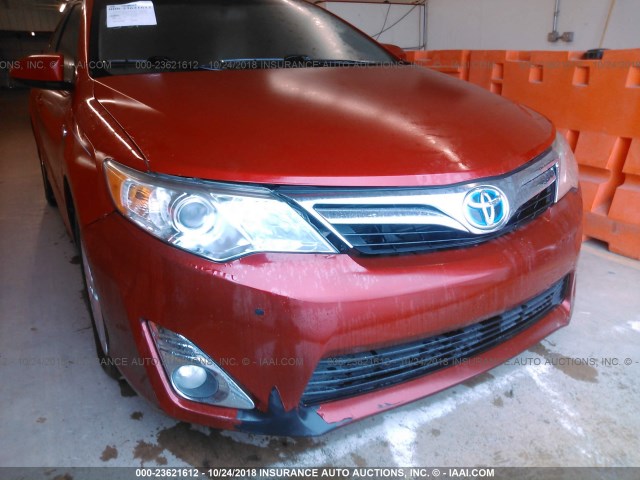 4T1BD1FK0CU059649 - 2012 TOYOTA CAMRY HYBRID/LE/XLE RED photo 6