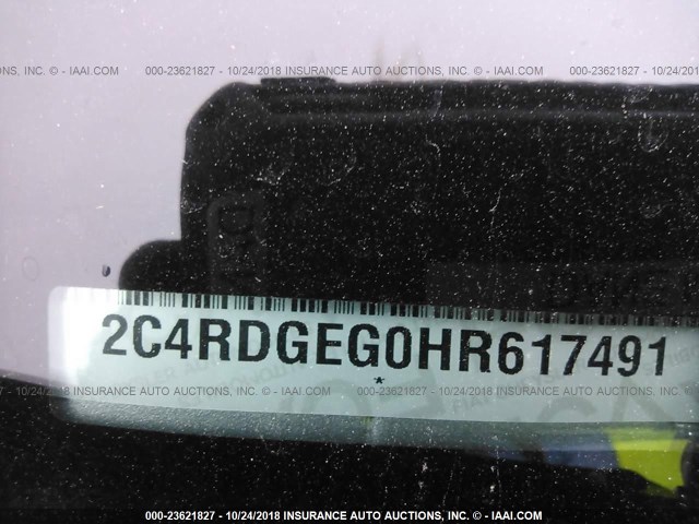 2C4RDGEG0HR617491 - 2017 DODGE GRAND CARAVAN GT GRAY photo 9