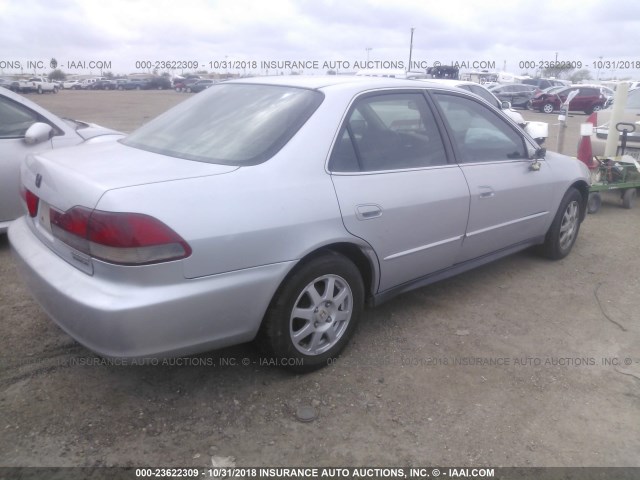 1HGCG66852A128001 - 2002 HONDA ACCORD EX/SE SILVER photo 4