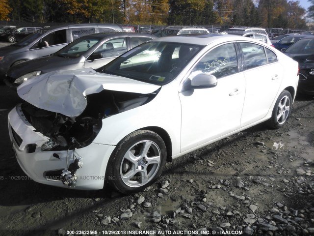 YV1612FH2D2183325 - 2013 VOLVO S60 T5 WHITE photo 2