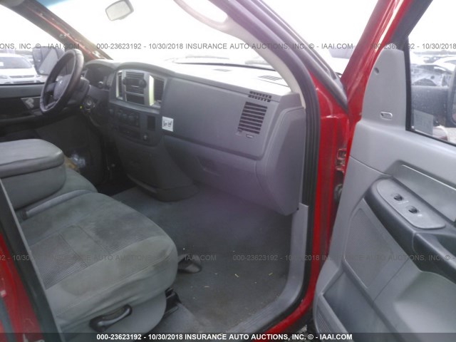 3D7KS28A08G106490 - 2008 DODGE RAM 2500 ST/SLT 红色 照片 5