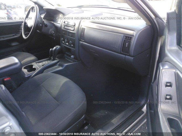 1J4GW48S44C161847 - 2004 JEEP GRAND CHEROKEE LAREDO/COLUMBIA/FREEDOM 银色 照片 5