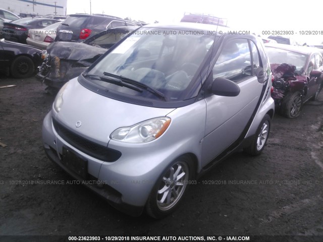 WMEEJ31X79K211182 - 2009 SMART FORTWO PURE/PASSION SILVER photo 2