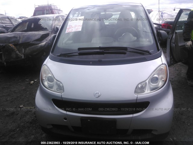 WMEEJ31X79K211182 - 2009 SMART FORTWO PURE/PASSION SILVER photo 6