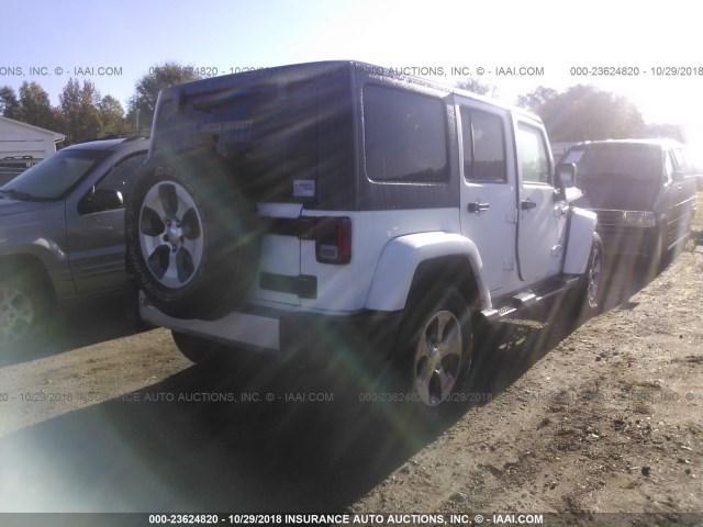 1C4BJWEG6HL504304 - 2017 JEEP WRANGLER UNLIMITE SAHARA WHITE photo 4