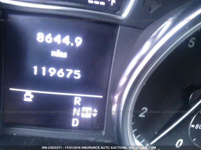 4JGDA5HBXCA016671 - 2012 MERCEDES-BENZ ML 350 4MATIC SILVER photo 7