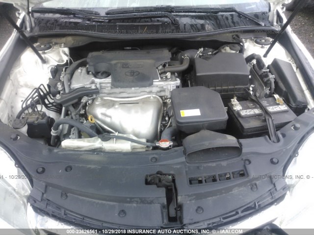 4T1BF1FK0GU159959 - 2016 TOYOTA CAMRY LE/XLE/SE/XSE WHITE photo 10