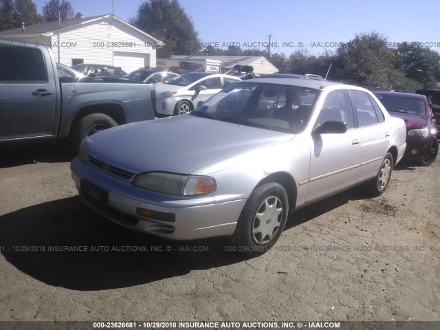 JT2BG12K7T0402538 - 1996 TOYOTA CAMRY DX/LE/XLE GOLD photo 2