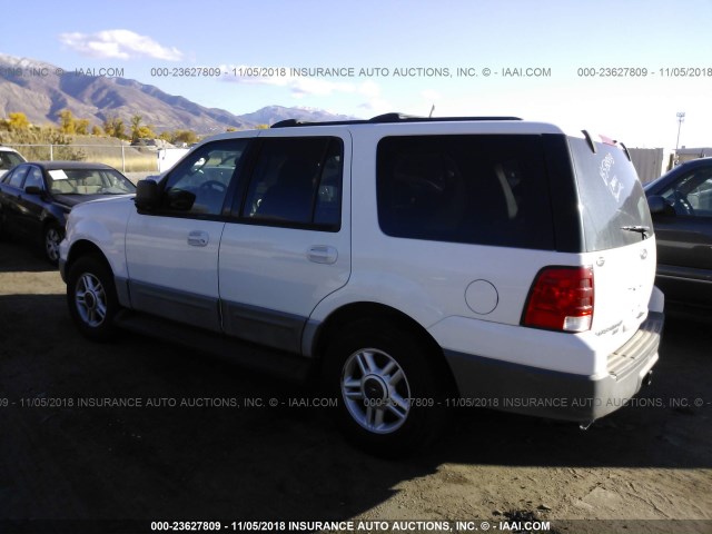 1FMPU16L33LB58843 - 2003 FORD EXPEDITION XLT WHITE photo 3