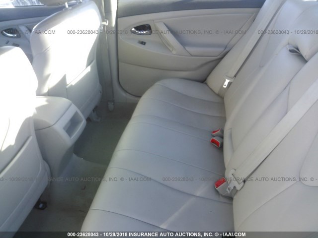 4T1BF3EK6AU531163 - 2010 TOYOTA CAMRY SE/LE/XLE GRAY photo 8