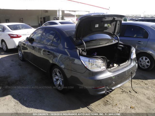 WBANU53509C119271 - 2009 BMW 528 I GRAY photo 3