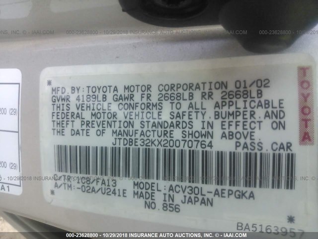 JTDBE32KX20070764 - 2002 TOYOTA CAMRY LE/XLE/SE 银色 照片 9