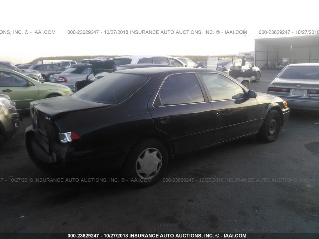 4T1BG22K4YU644096 - 2000 TOYOTA CAMRY CE/LE/XLE 黑色 照片 4