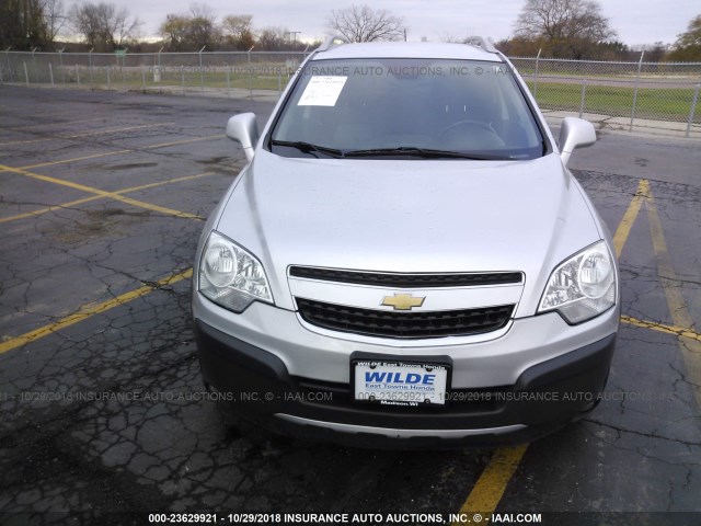 3GNAL2EK7DS637457 - 2013 CHEVROLET CAPTIVA LS 银色 照片 6