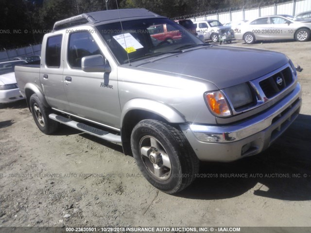 1N6ED27T8YC386700 - 2000 NISSAN FRONTIER CREW CAB XE/CREW CAB SE SILVER photo 1