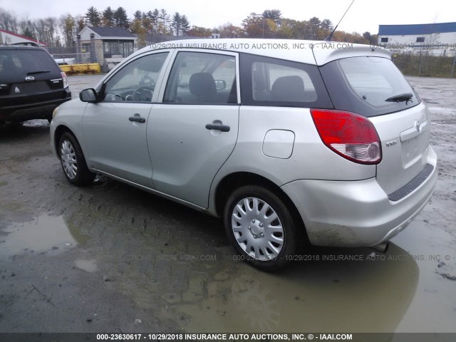 2T1KR32E53C088238 - 2003 TOYOTA COROLLA MATRIX XR SILVER photo 3