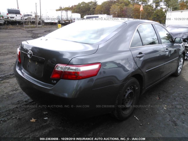 4T1BE46K37U639109 - 2007 TOYOTA CAMRY NEW GENERAT CE/LE/XLE/SE GRAY photo 4