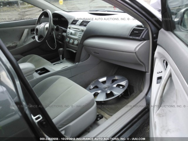 4T1BE46K37U639109 - 2007 TOYOTA CAMRY NEW GENERAT CE/LE/XLE/SE GRAY photo 5