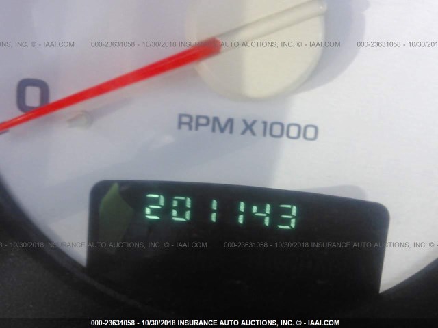 3D7KA26DX4G240658 - 2004 DODGE RAM 2500 ST/SLT 白色 照片 7