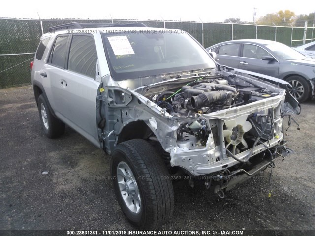 JTEBU5JR7D5144950 - 2013 TOYOTA 4RUNNER SR5/LIMITED/TRAIL SILVER photo 1