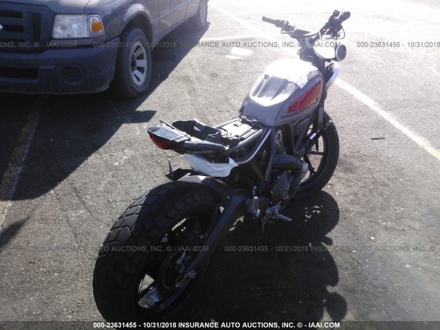 ML015ANM3FT001402 - 2015 DUCATI SCRAMBLER 800 GRAY photo 4