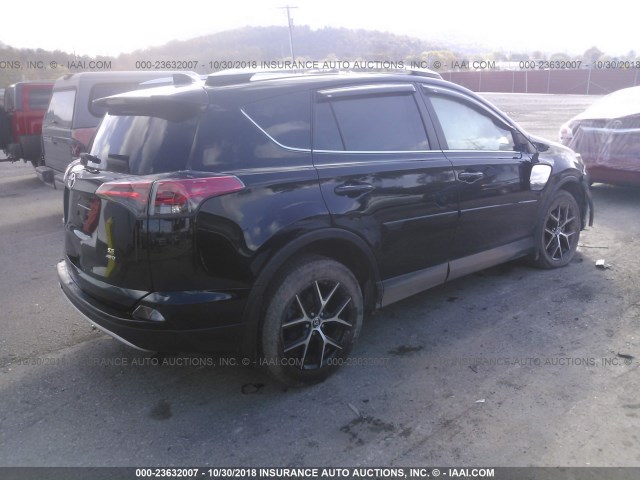 2T3JFREV4GW425450 - 2016 TOYOTA RAV4 SE BLACK photo 4